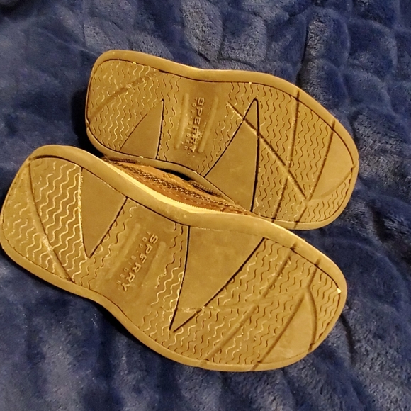 Sperry Boat Shoes - Picture 2 of 4